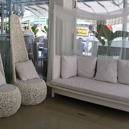 Santi White Hotel Phuket Exterior photo